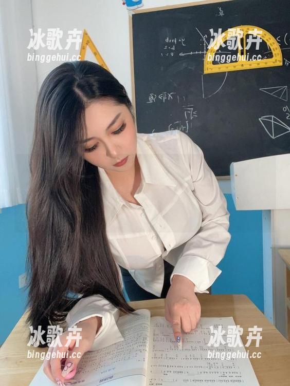 微密圈 - 美图放送，捡起的玫瑰渔网+120斤的小王同学的灵动，这画风真让人从未想过的和谐。
