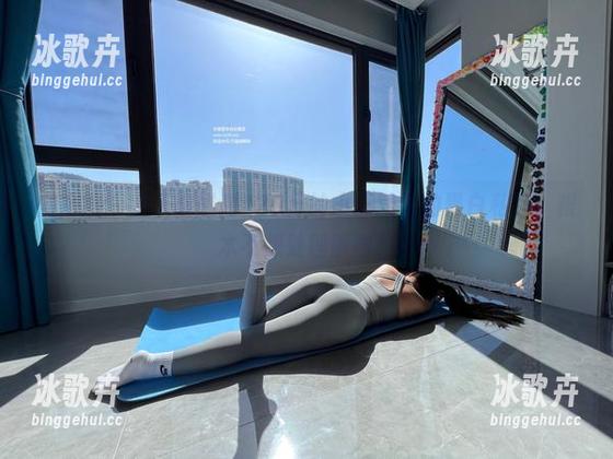 微密圈 - 上天能碰到120斤的小王同学的黑白私房，根本不想处理原图！