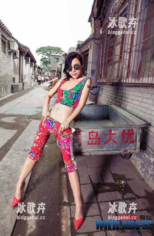 盘点爱丝的网盘！美丝球童和淑女气息的甘草组合，哈哈！