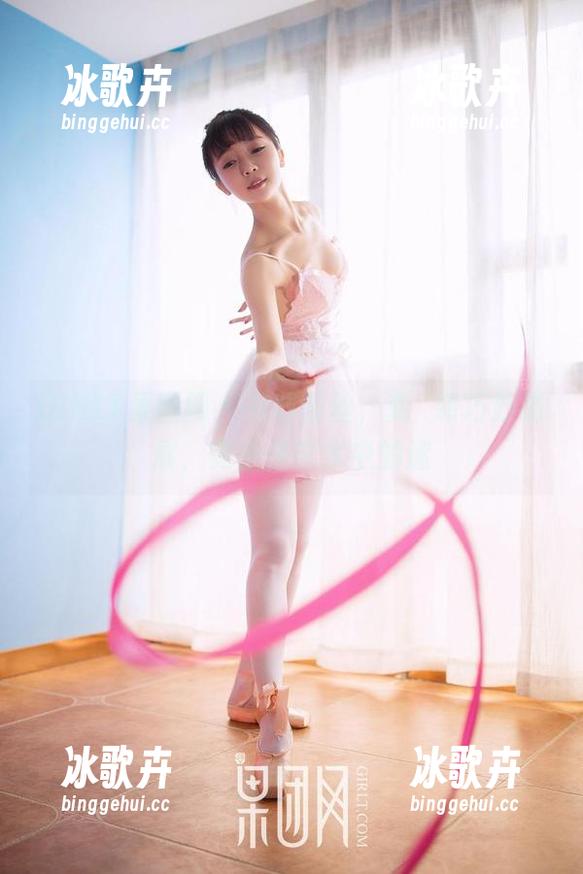 GIRLT果团网 - 有些蕾丝,龚玥菲巧妙铺展,完全是艺术中的迷 GIRLT果团网 - 有些蕾丝,龚玥菲巧妙铺展,完全是艺术中的迷