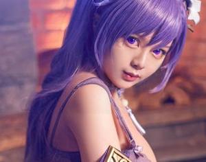 私拍新高度?Hachi小芭的粉色让我恍惚,是我眼花了还是她变色了?