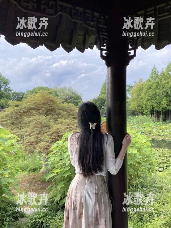 微密圈 - July芝岚在黑白的迷雾中，发现了美图和精选的韵味
