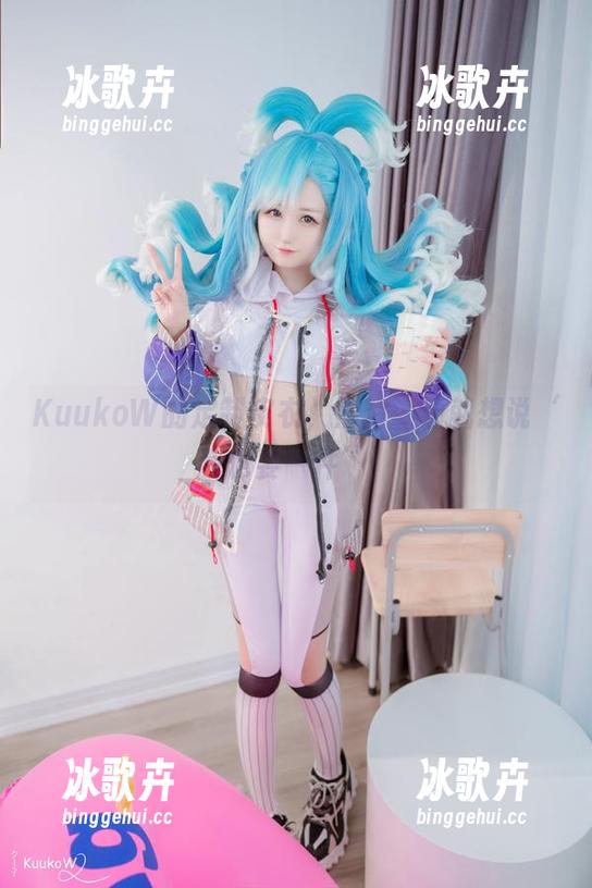 KuukoW的定制皮衣，照片一看就想说‘我也要一件’！