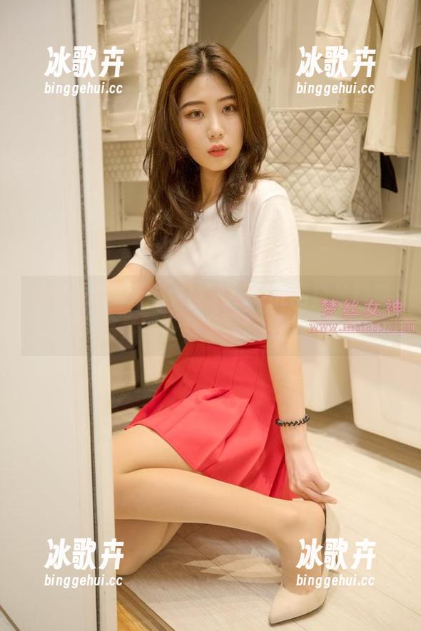 MSLASS梦丝女神 - 张灵儿的白丝风暴：这套图下载了，谁能拒绝呢