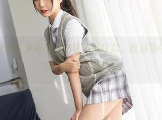 更新！喵糖映画把萝莉少女的美一网打尽，我脑海中突然冒出个“梦想成真”的念头。