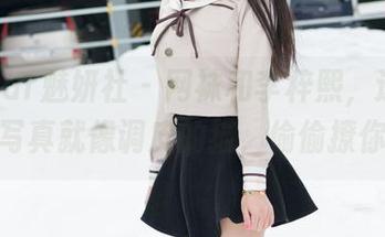 MiStar魅妍社 – 网袜和李梓熙，这组最新写真就像调皮的猫，偷偷撩你！