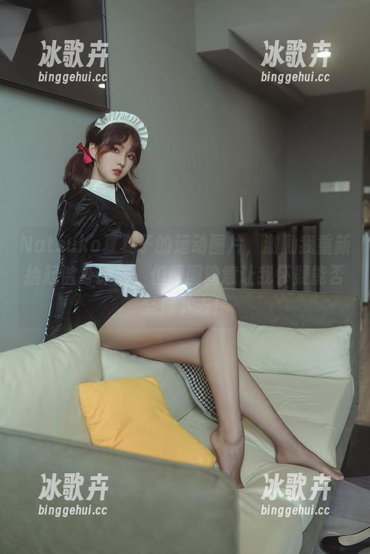 Natsuko夏夏子的运动图片，激励我重新捡起健身计划，但原图隐意让我怀疑能否坚持下去！