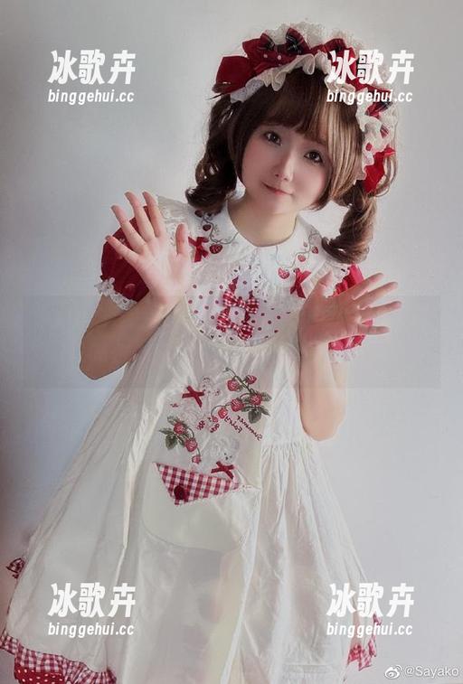 Sayako＿今年4岁拍摄的玛丽罗斯写真，网盘的容量只够存下我的八卦！