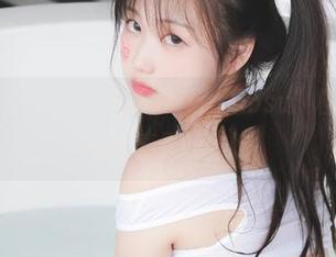 一键下载Sia(시아)的“Paranhosu”樱花图包，体会春天的变脸