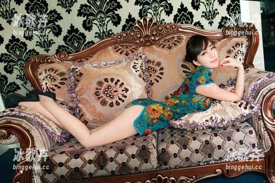 TuiGirl推女郎 - 当李丽莎‘上班’:办公室的私拍综艺集 TuiGirl推女郎 - 当李丽莎‘上班’:办公室的私拍综艺集