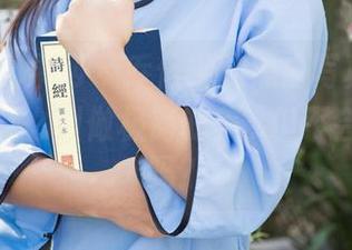 UGirls尤果网 – 乔依琳的黑白写真，全套展示了什么叫做极简的美…但不会有点冷吗？