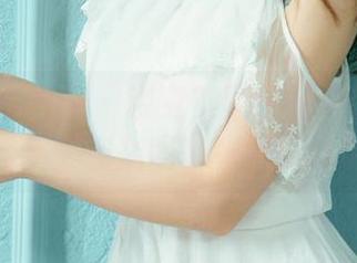 UGirls尤果网 – 镂空？原图更新前我还以为是透明塑料袋呢！张美荧真给力！