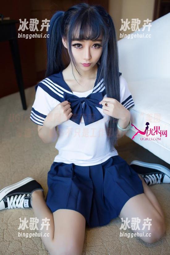 UGirls尤果网 - 李莉莉，办公室的“美图奇迹”，秘书不只是工作那么简单哦！