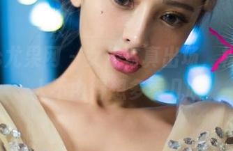 UGirls尤果网 – 女仆写真出场，松果儿让人不由得想多看几眼