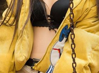 UGirls尤果网 – 从未见过的海边，艾小青套图更新，心里默默给个赞