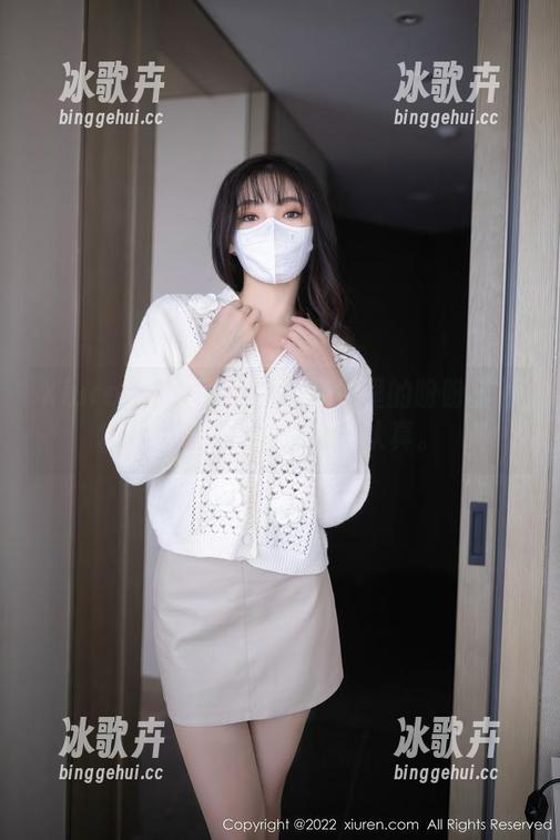 Xiuren秀人网 - 黑色写真里的盼盼玉奴,似乎在提醒你别太认真。 Xiuren秀人网 - 黑色写真里的盼盼玉奴,似乎在提醒你别太认真。
