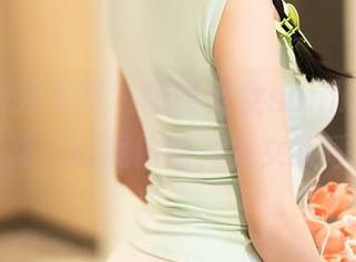 Xiuren秀人网 – 盼盼龙女sunny的蕾丝写真，让我偷偷为龙女欢呼！