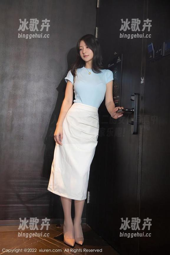 Xiuren秀人网 - 在陈以二的女仆写真中,发现隐藏的居家乐趣! Xiuren秀人网 - 在陈以二的女仆写真中,发现隐藏的居家乐趣!