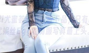 YouMi尤蜜荟 – 万般皆下品，只有Egg_尤妮丝Egg的制服写真最上头。