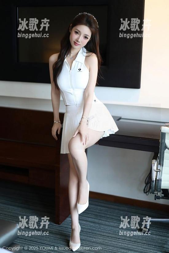 YouMi尤蜜荟 - 看是小逗逗的少女写真，分享那种“哈哈，根本不想离开”的氛围！