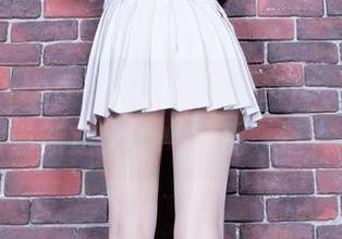 beautyleg – 她的吊带，Mia的写真让我们重新定义了‘随性’这件事。