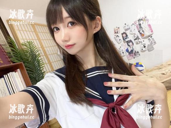 魔兽界的美图集中营——nagisa魔物喵的小奶牛自拍，让人看得目不转睛。