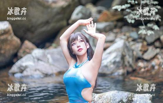 七七娜娜子穿上毛衣,那种慵懒的氛围,真让人心驰神往,这图包就来助攻吧。 七七娜娜子穿上毛衣,那种慵懒的氛围,真让人心驰神往,这图包就来助攻吧。