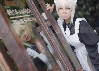 乖乖衣宝来了！那套最新吸血鬼护士服，看了我真想问她有几份“血”啊。