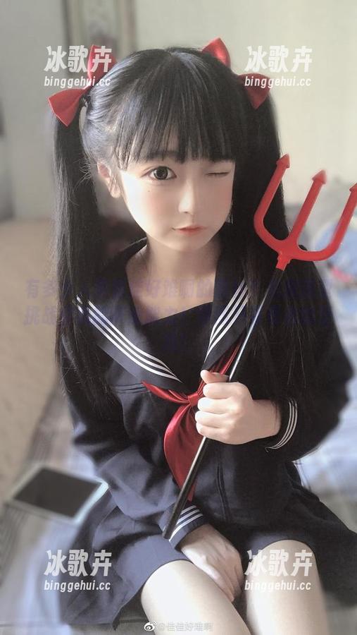 有多少人爱佳佳好难啊的蕾丝？私房造型挑战你我的审美能力！原图只有勇者能坚持！