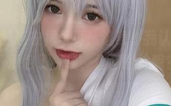 倦倦喵的连衣裙写真：这身材我认了，裙子承包了视线，但那眼神呢？