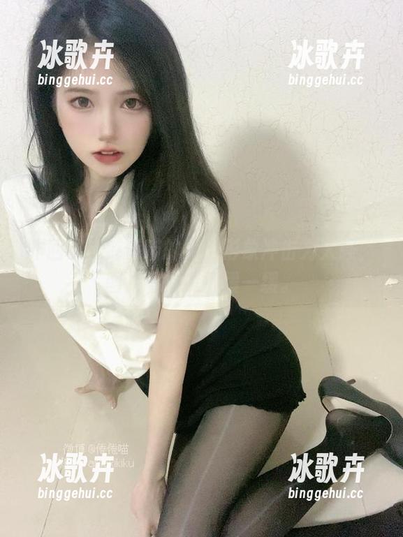 咋回事，倦倦喵的女王形象冲击力太强，图片看得我得缓一缓。