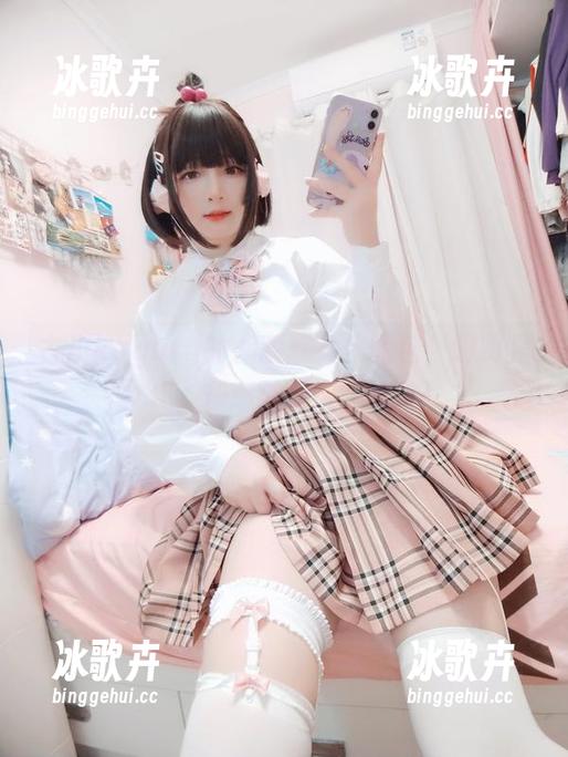 古川kagura的加藤惠女仆图包，明明是女仆，却意外撩人，哈哈！