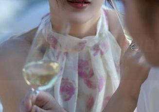 微密圈 – 美图看过没？周妍希的白裙像是要再掀起点小风波。