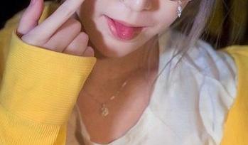 90万粉丝送福利，最新在下萝莉控ii套图，你肉眼看得到的快乐！