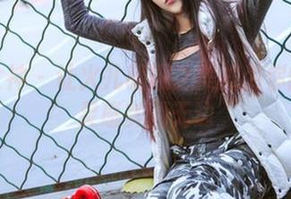 头条女神 – 让火儿和服之美成为你的壁纸灵感美图无边