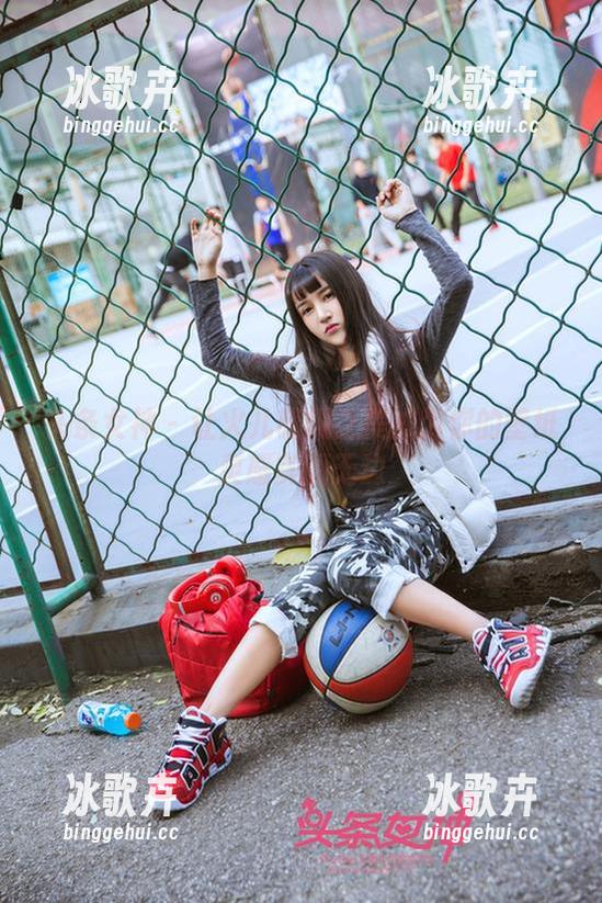 头条女神 - 让火儿和服之美成为你的壁纸灵感美图无边 头条女神 - 让火儿和服之美成为你的壁纸灵感美图无边