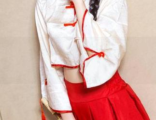 头条女神 – 美纳子OL写真集：上班也想偷懒？下载这里，一起放空吧！