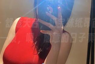 微密圈 – 舒适天台，奶宝妹纸昂首阔步，分享每一帧，啊，随意的日子真闲适。