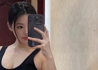 微密圈 – 奶宝妹纸的图集资源，曝光斩男爆杀的青春力与悸动。