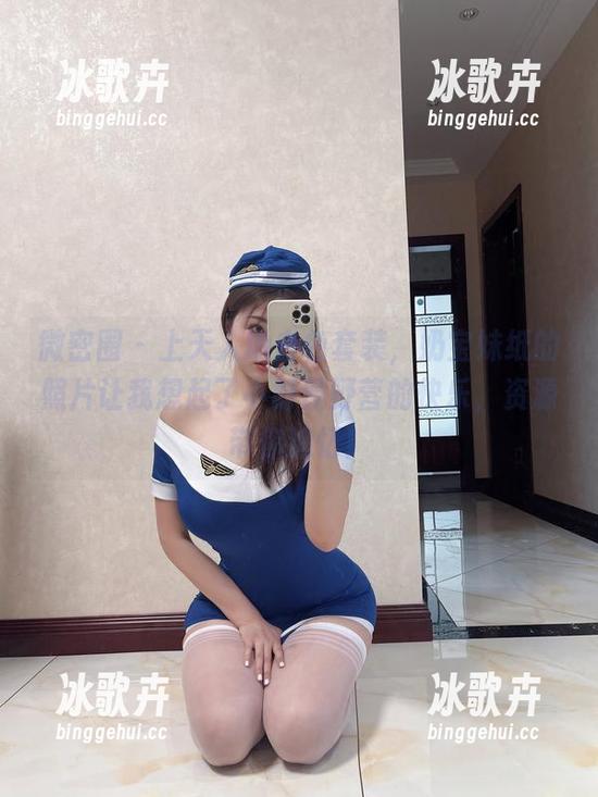 微密圈 - 上天入地白色套装，奶宝妹纸的照片让我想起了小时候野营的快乐，资源带你追忆！