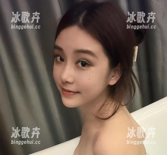 微密圈 - 奶雯的女仆福利，图包快到碗里来！