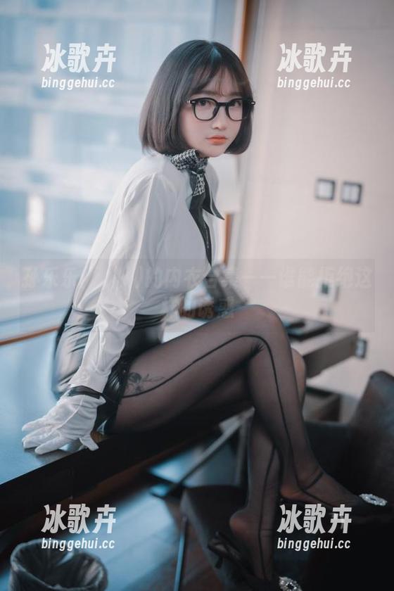 孙乐乐(손예은)的内衣合集——谁能拒绝这样的诱惑