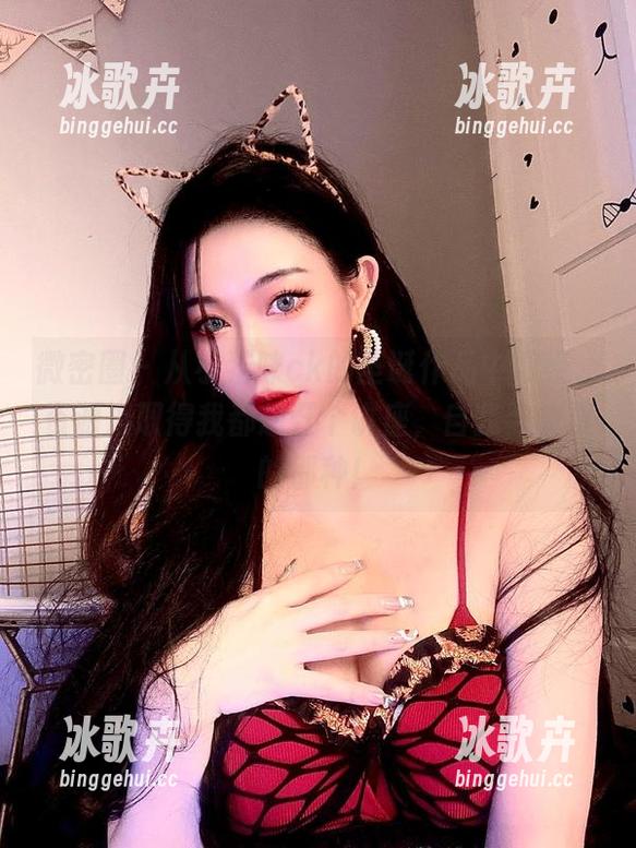 微密圈 - 从小猫咪ck的圣诞作品中取经，资源汲取得我都想开个讲座，自我数钞票的那种！