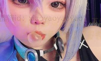 小瑶幺幺推新作：云璃自拍版！不好意思，下载之后会被喵星人追着要签名哦！