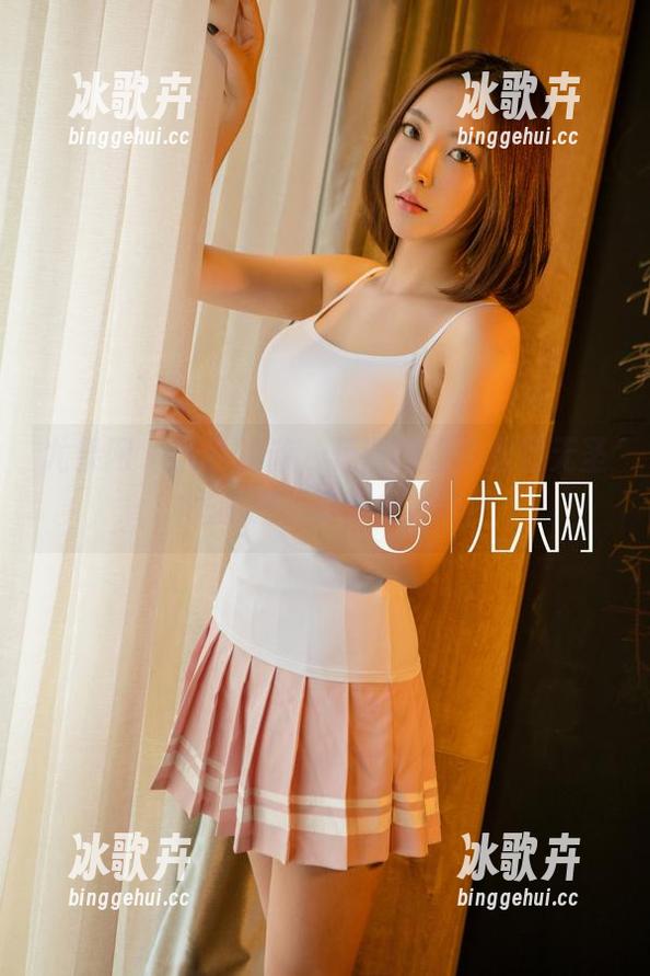 尤果网 - 黑色的诗,杨漫妮图集里的无圣光时光,真是很神奇 尤果网 - 黑色的诗,杨漫妮图集里的无圣光时光,真是很神奇