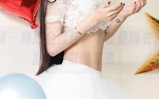 尤果网 – 精选金佳佳，不止是睡衣，还有那份懒散的美感。