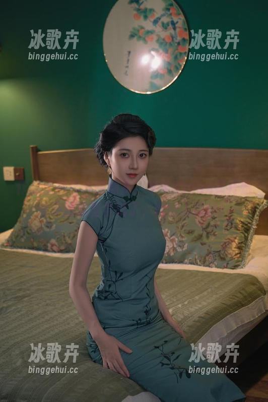 作品《黑神话四妹》，年年Nnian又开始怪异的造型尝试了，真让人捧腹！
