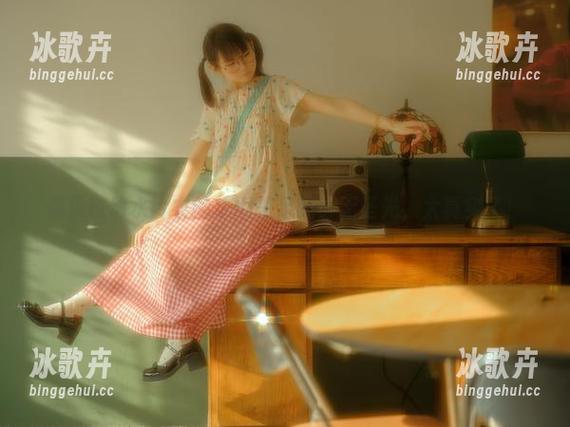 你见过幼水铃衣的水嫩美足吗？无圣光，太真实了！