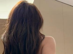 微密圈 – “激情四射”？徐莉芝Booty果然不负所望，写真集里的火花可不止一点点！