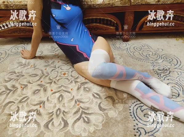 作品速递！“想要个公主抱”的民国旗袍，没点儿好奇心可不行！
